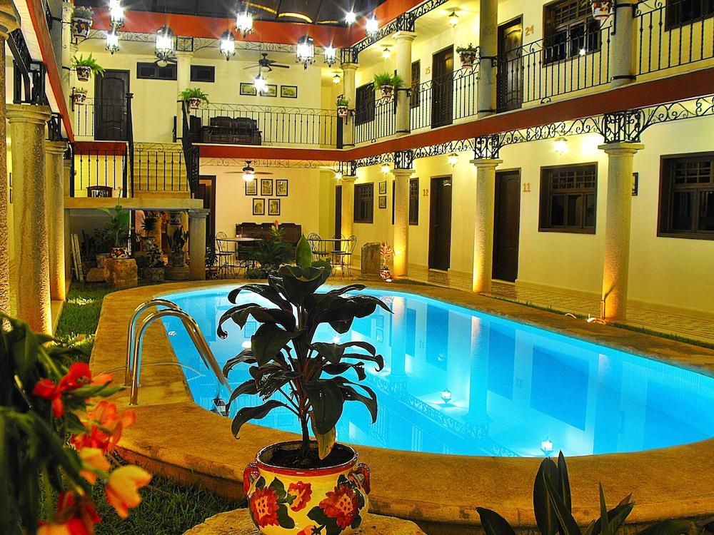 La Aurora Hotel Colonial Вальядолід Екстер'єр фото